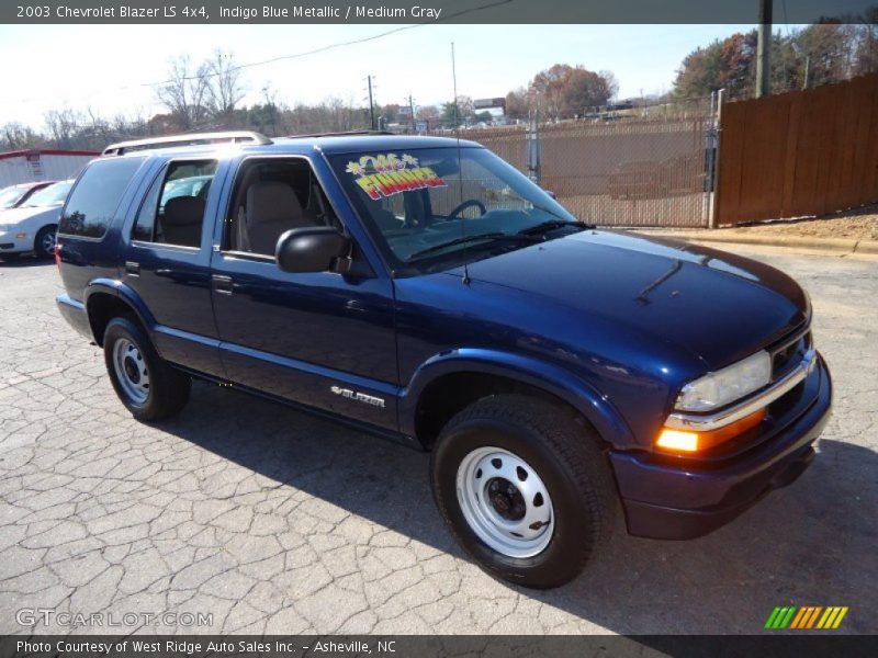 Indigo Blue Metallic / Medium Gray 2003 Chevrolet Blazer LS 4x4