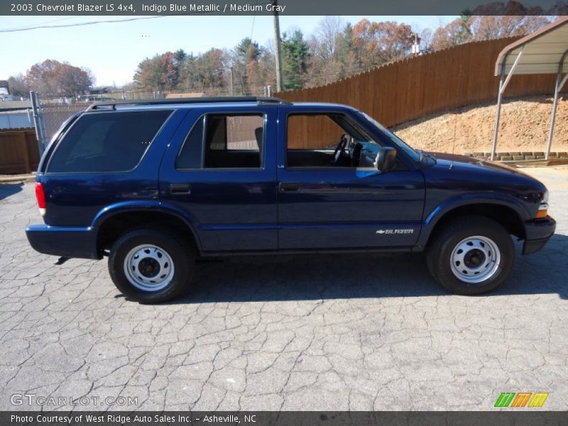 Indigo Blue Metallic / Medium Gray 2003 Chevrolet Blazer LS 4x4