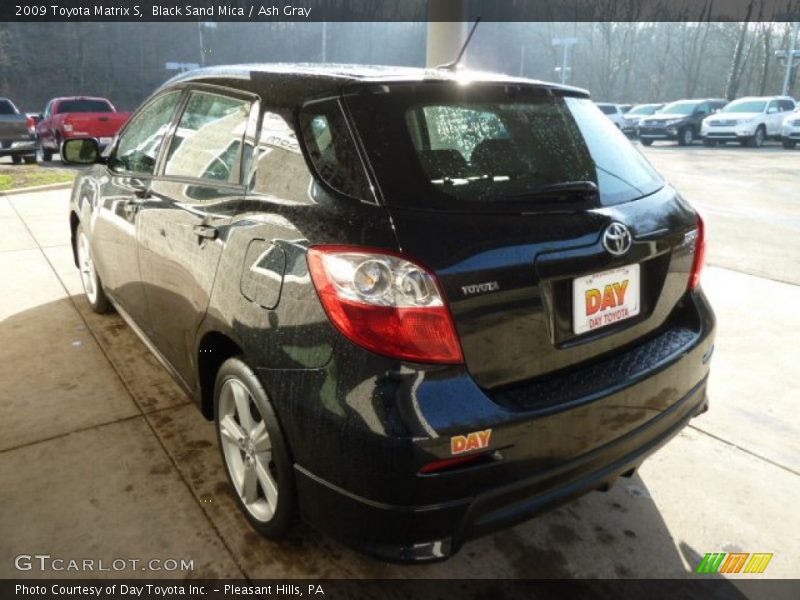 Black Sand Mica / Ash Gray 2009 Toyota Matrix S