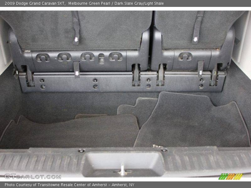 Melbourne Green Pearl / Dark Slate Gray/Light Shale 2009 Dodge Grand Caravan SXT
