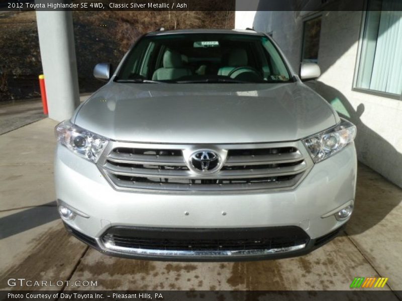 Classic Silver Metallic / Ash 2012 Toyota Highlander SE 4WD