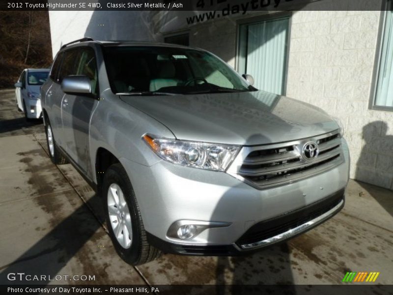 Classic Silver Metallic / Ash 2012 Toyota Highlander SE 4WD