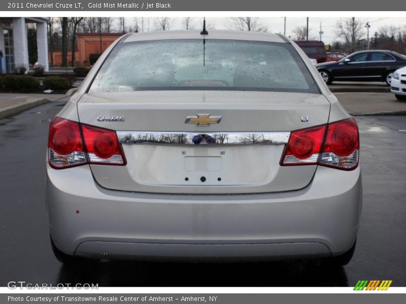 Gold Mist Metallic / Jet Black 2011 Chevrolet Cruze LT
