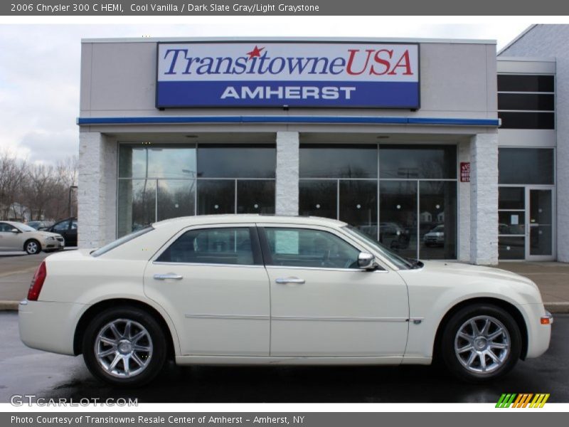 Cool Vanilla / Dark Slate Gray/Light Graystone 2006 Chrysler 300 C HEMI