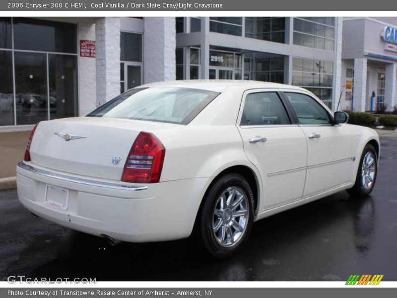 Cool Vanilla / Dark Slate Gray/Light Graystone 2006 Chrysler 300 C HEMI