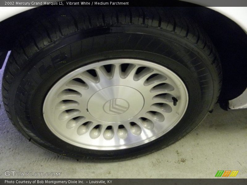 Vibrant White / Medium Parchment 2002 Mercury Grand Marquis LS