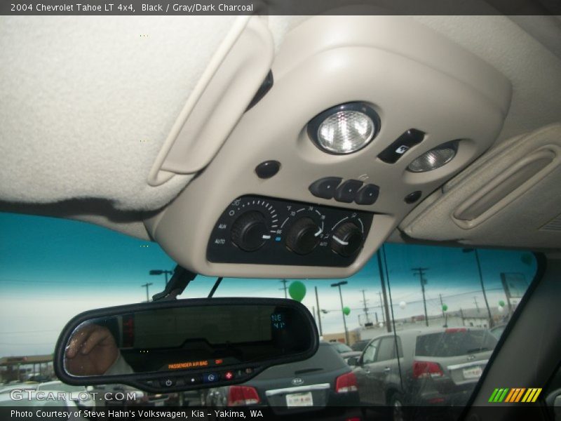 Black / Gray/Dark Charcoal 2004 Chevrolet Tahoe LT 4x4