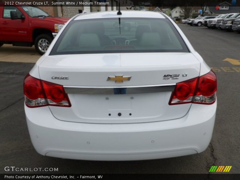 Summit White / Medium Titanium 2012 Chevrolet Cruze LT