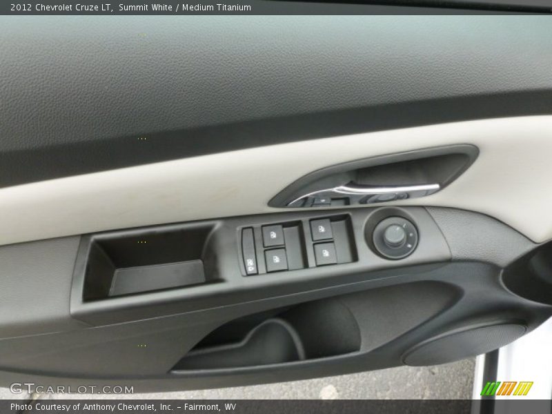 Summit White / Medium Titanium 2012 Chevrolet Cruze LT