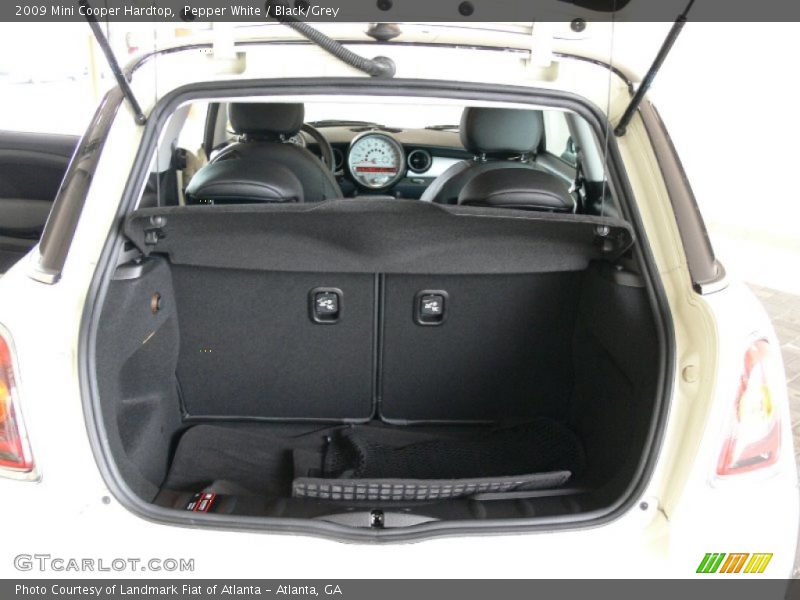 Pepper White / Black/Grey 2009 Mini Cooper Hardtop
