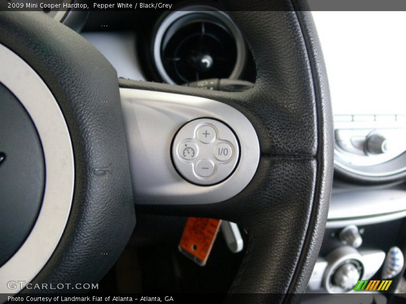 Pepper White / Black/Grey 2009 Mini Cooper Hardtop
