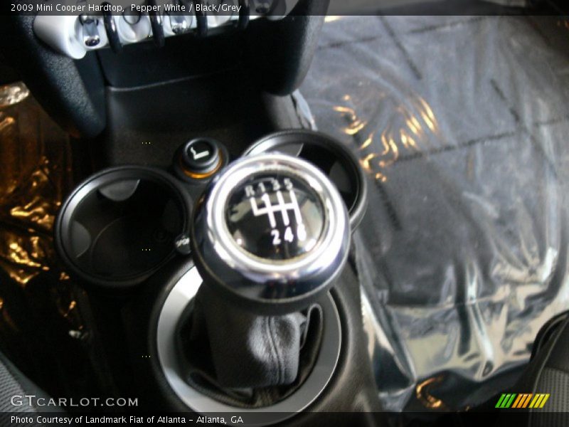 Pepper White / Black/Grey 2009 Mini Cooper Hardtop