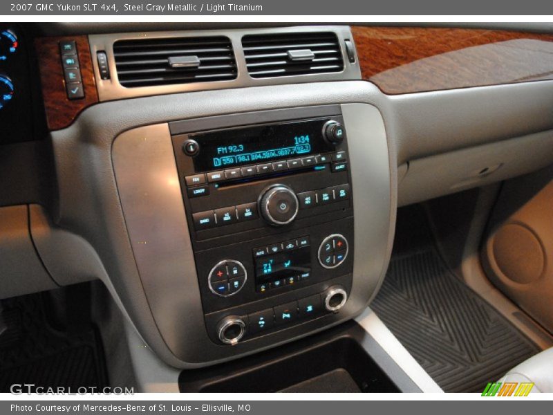 Steel Gray Metallic / Light Titanium 2007 GMC Yukon SLT 4x4