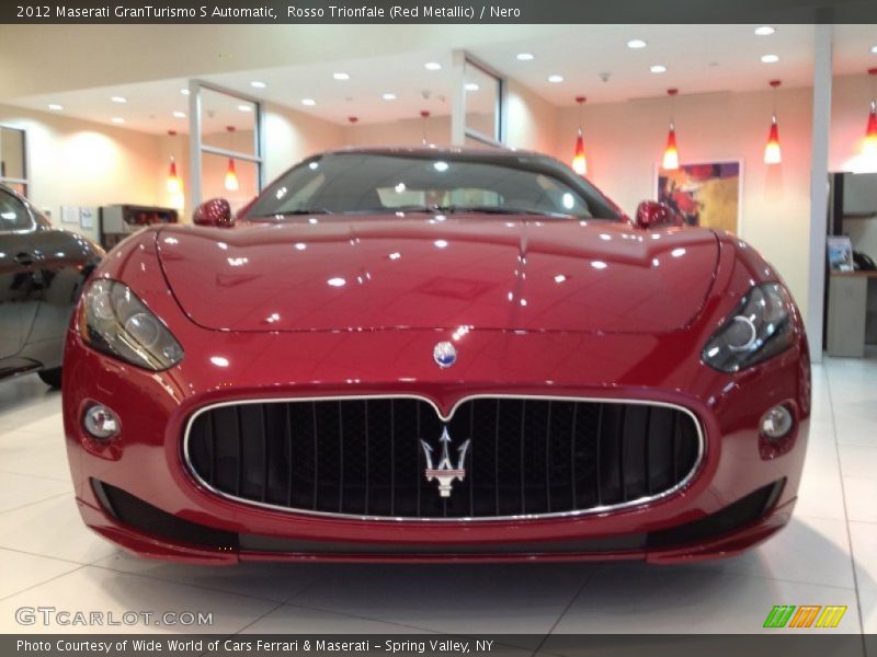 Rosso Trionfale (Red Metallic) / Nero 2012 Maserati GranTurismo S Automatic