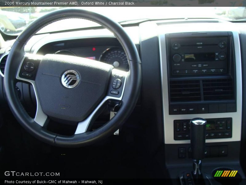 Oxford White / Charcoal Black 2006 Mercury Mountaineer Premier AWD