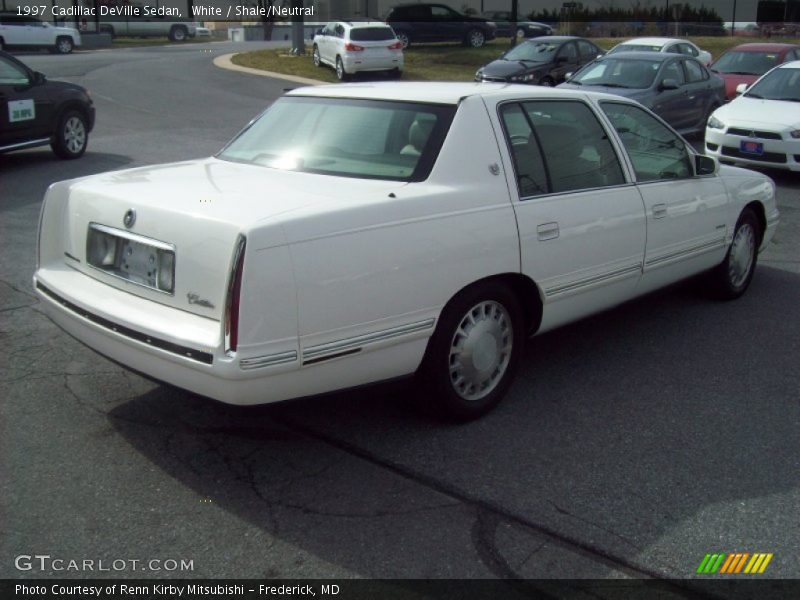 White / Shale/Neutral 1997 Cadillac DeVille Sedan
