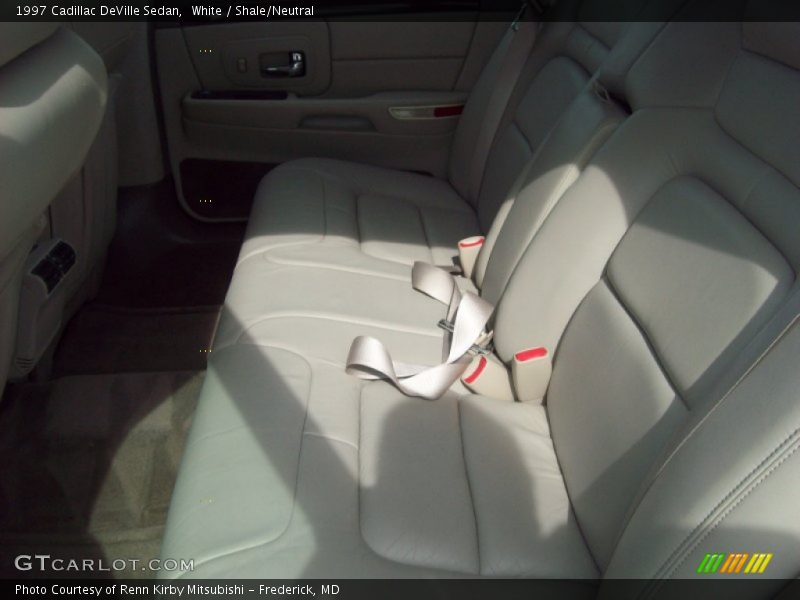 White / Shale/Neutral 1997 Cadillac DeVille Sedan