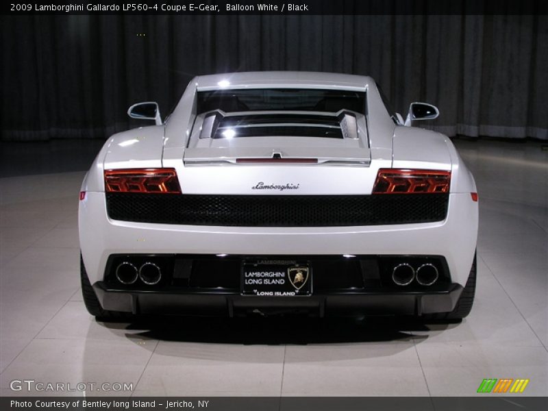 Balloon White / Black 2009 Lamborghini Gallardo LP560-4 Coupe E-Gear