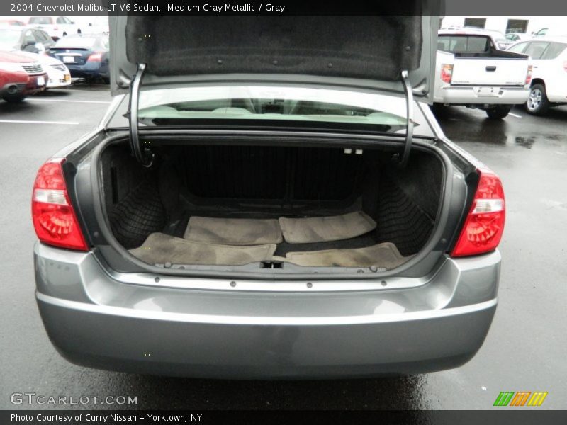 Medium Gray Metallic / Gray 2004 Chevrolet Malibu LT V6 Sedan