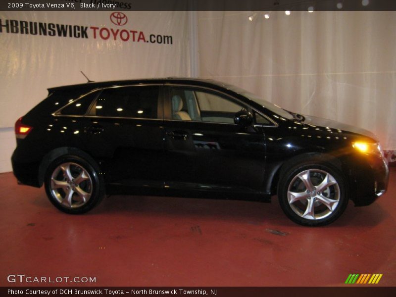 Black / Ivory 2009 Toyota Venza V6