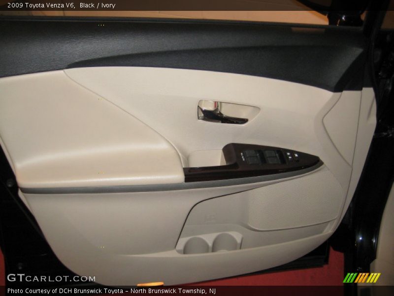 Black / Ivory 2009 Toyota Venza V6