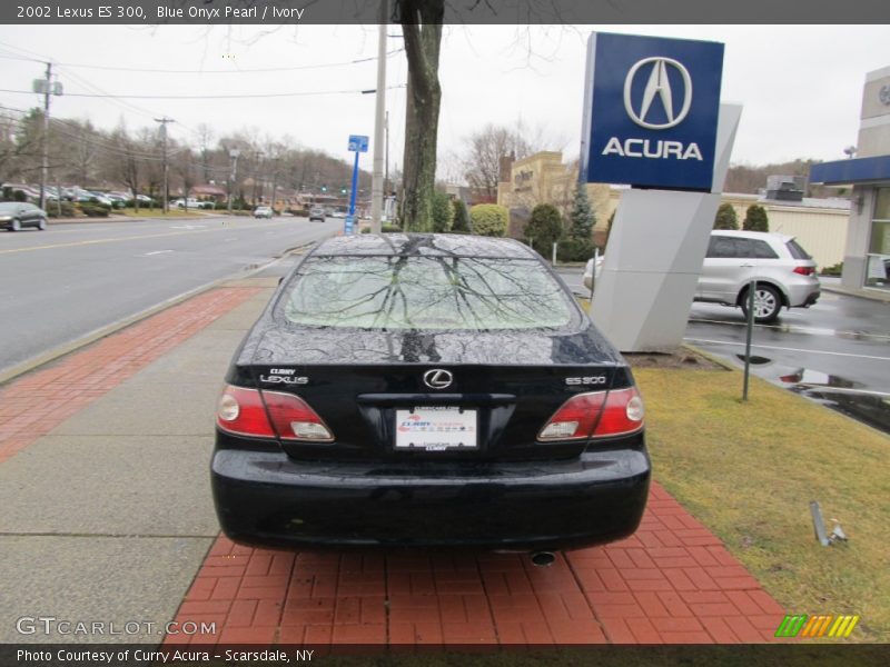 Blue Onyx Pearl / Ivory 2002 Lexus ES 300