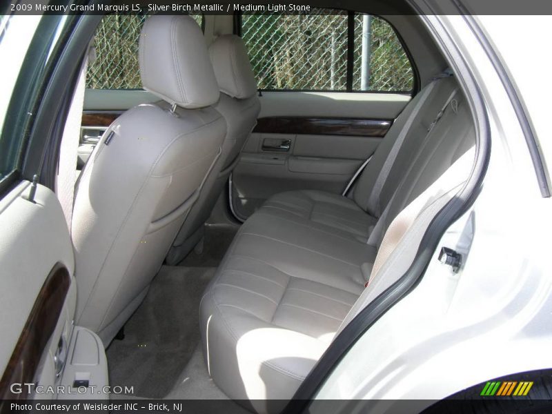 Silver Birch Metallic / Medium Light Stone 2009 Mercury Grand Marquis LS
