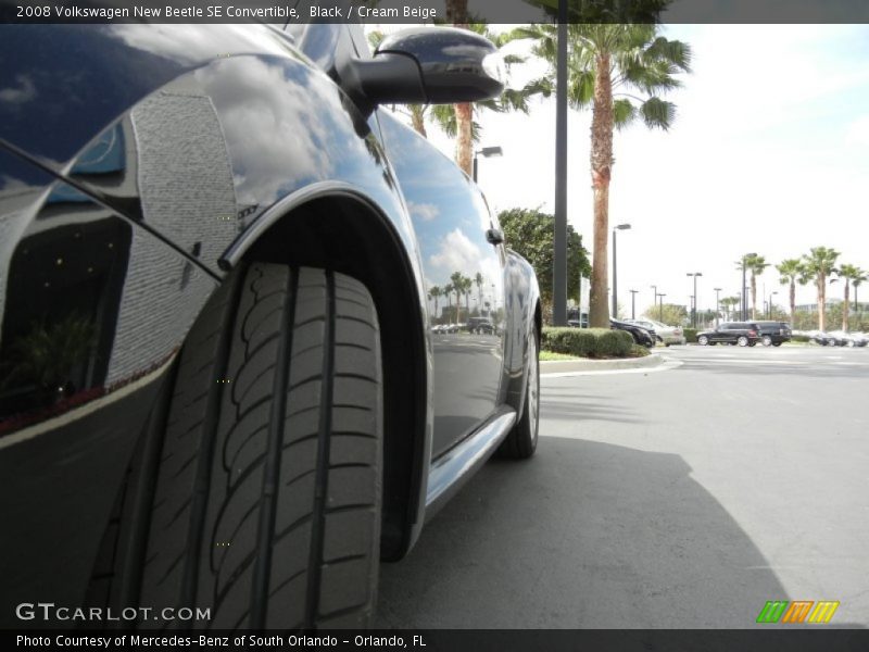 Black / Cream Beige 2008 Volkswagen New Beetle SE Convertible