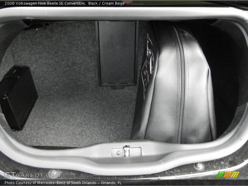 Black / Cream Beige 2008 Volkswagen New Beetle SE Convertible