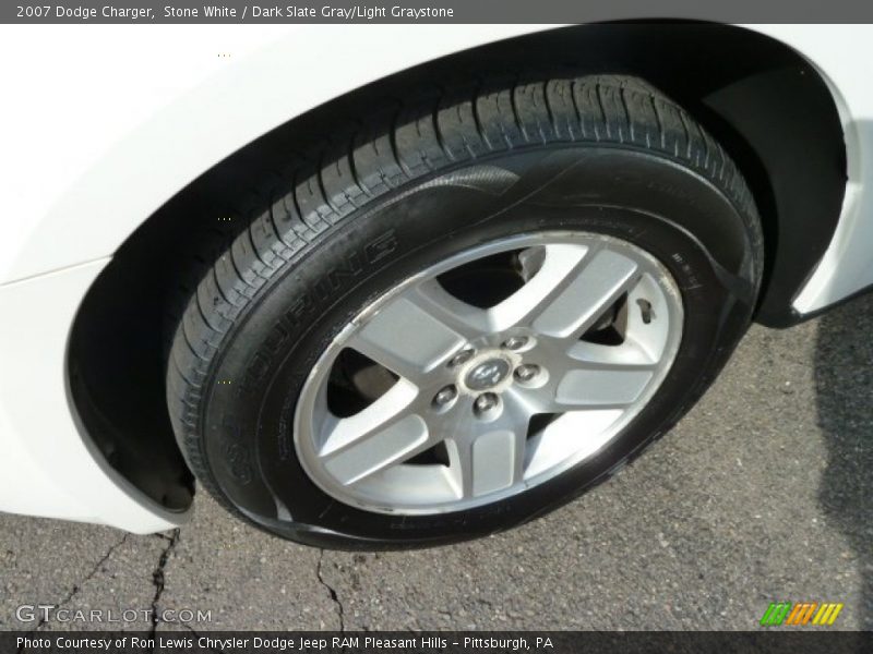 Stone White / Dark Slate Gray/Light Graystone 2007 Dodge Charger
