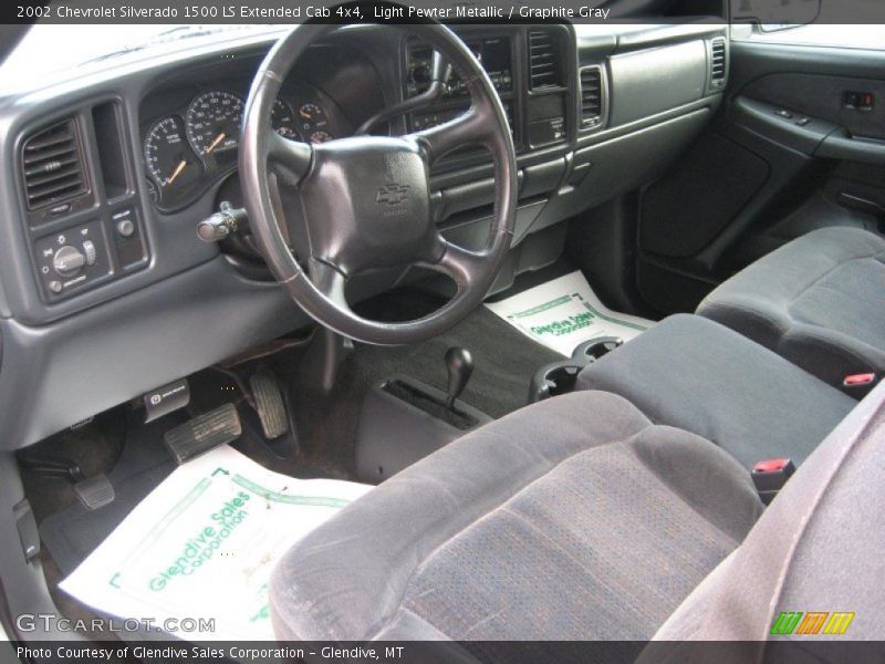 Light Pewter Metallic / Graphite Gray 2002 Chevrolet Silverado 1500 LS Extended Cab 4x4