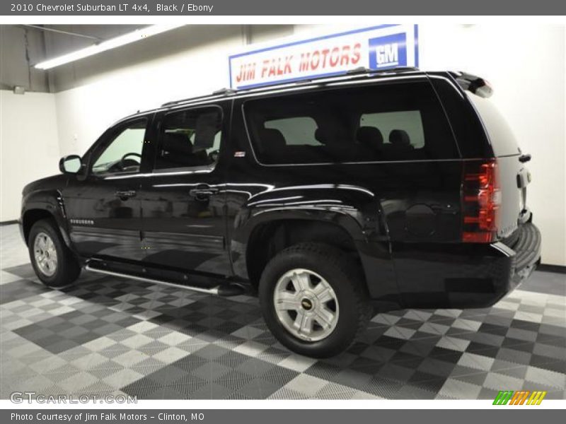 Black / Ebony 2010 Chevrolet Suburban LT 4x4