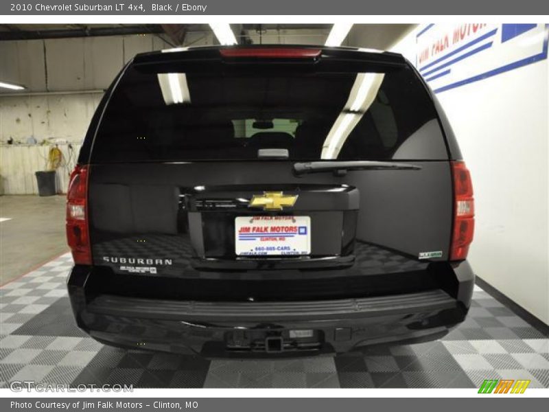 Black / Ebony 2010 Chevrolet Suburban LT 4x4
