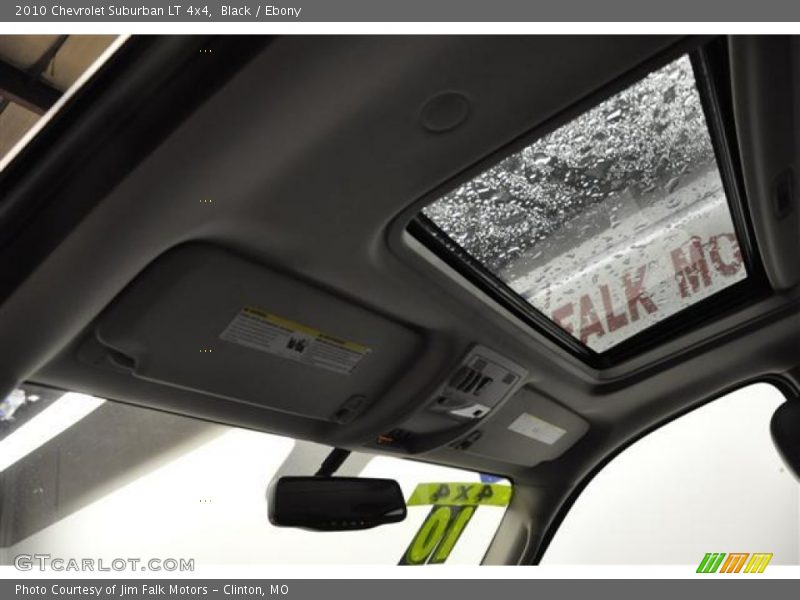 Black / Ebony 2010 Chevrolet Suburban LT 4x4