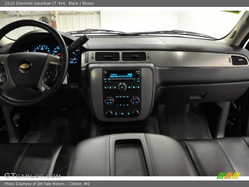 Black / Ebony 2010 Chevrolet Suburban LT 4x4