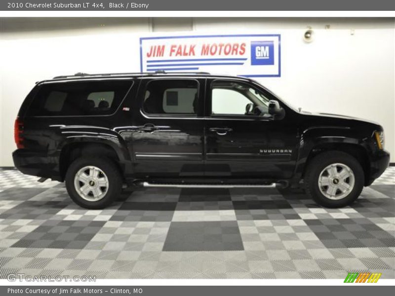 Black / Ebony 2010 Chevrolet Suburban LT 4x4