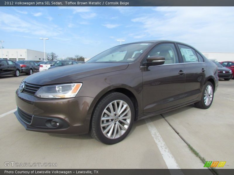 Front 3/4 View of 2012 Jetta SEL Sedan