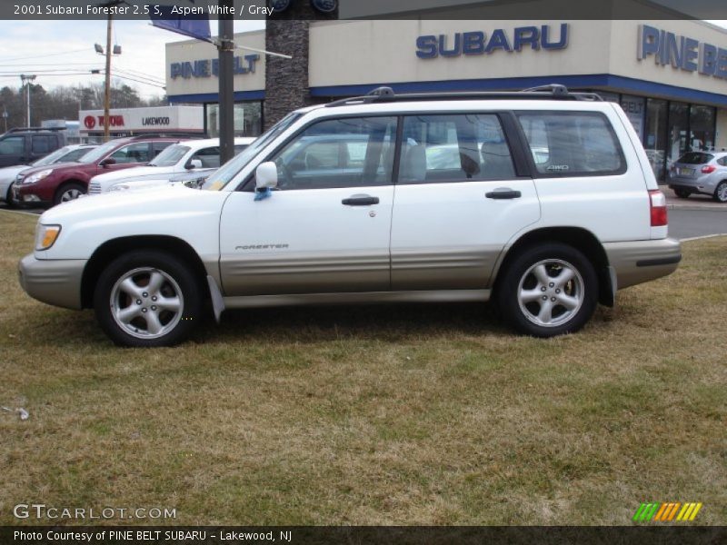Aspen White / Gray 2001 Subaru Forester 2.5 S