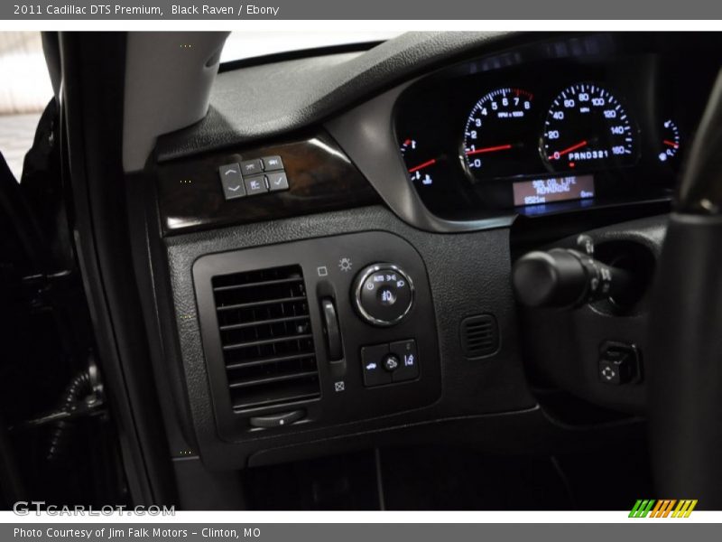 Black Raven / Ebony 2011 Cadillac DTS Premium