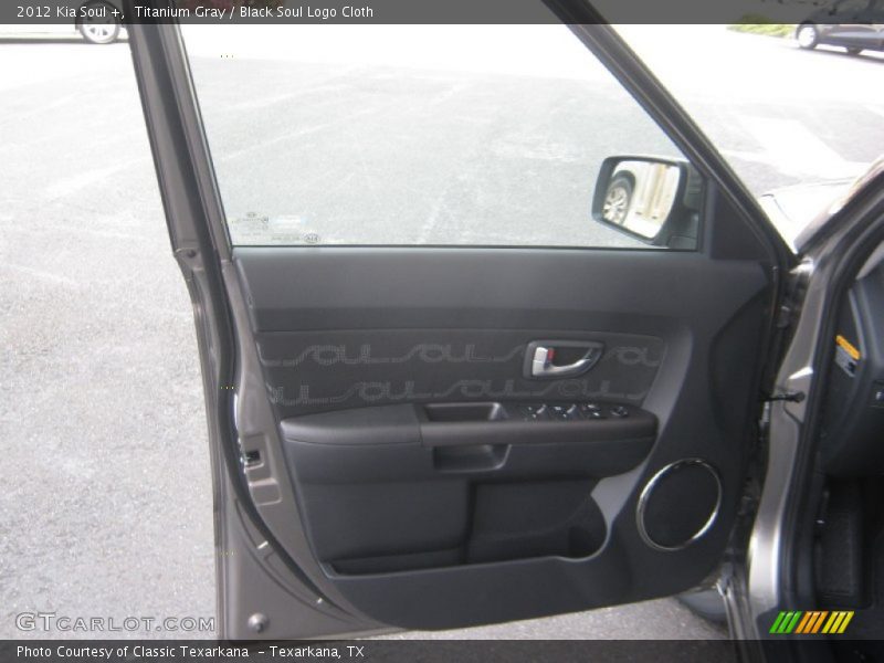 Titanium Gray / Black Soul Logo Cloth 2012 Kia Soul +