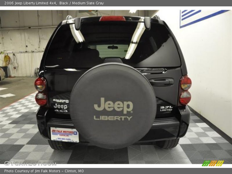 Black / Medium Slate Gray 2006 Jeep Liberty Limited 4x4