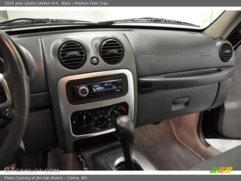 Black / Medium Slate Gray 2006 Jeep Liberty Limited 4x4