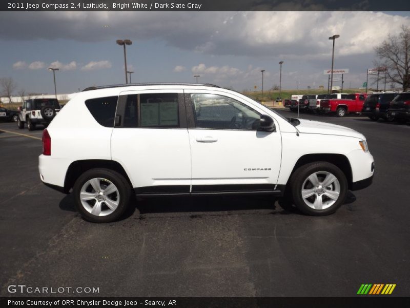 Bright White / Dark Slate Gray 2011 Jeep Compass 2.4 Latitude