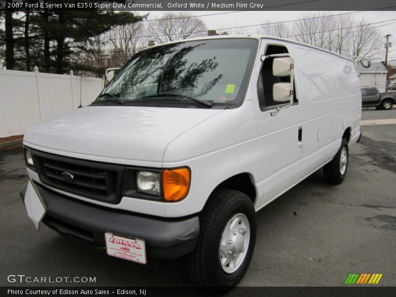 Oxford White / Medium Flint Grey 2007 Ford E Series Van E350 Super Duty Commercial