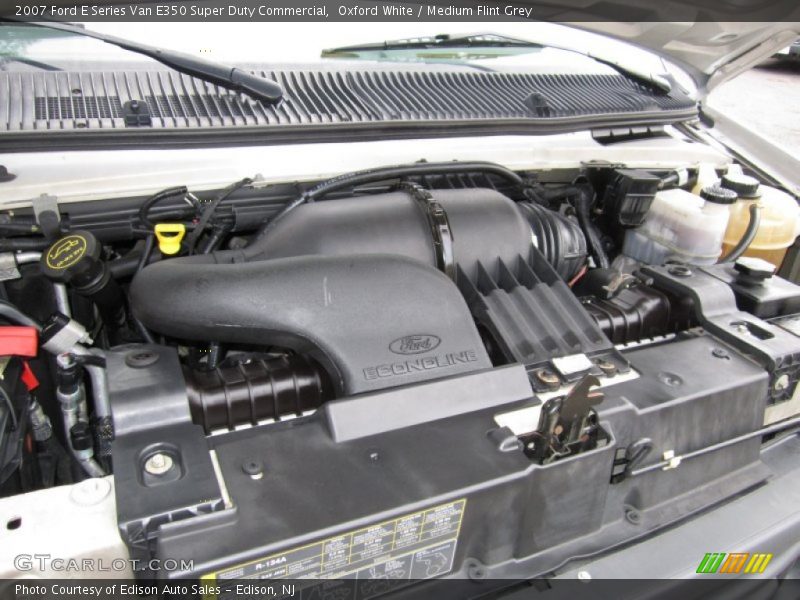 Oxford White / Medium Flint Grey 2007 Ford E Series Van E350 Super Duty Commercial