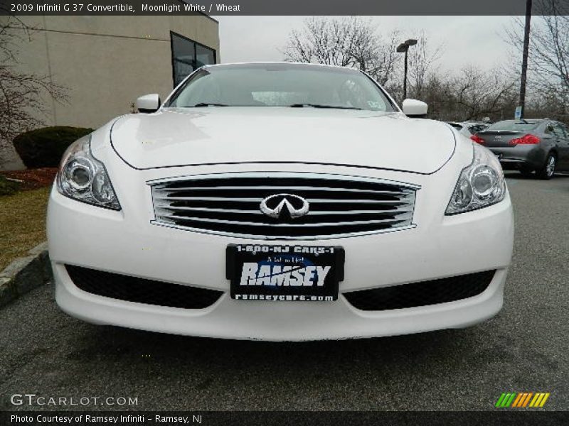 Moonlight White / Wheat 2009 Infiniti G 37 Convertible