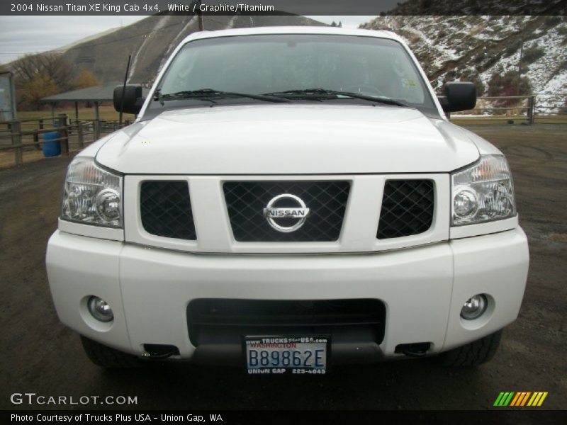 White / Graphite/Titanium 2004 Nissan Titan XE King Cab 4x4