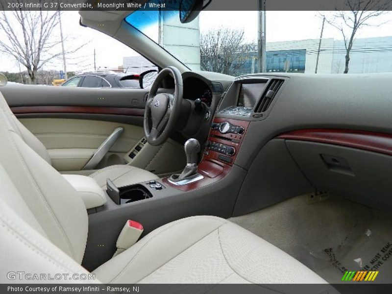 Moonlight White / Wheat 2009 Infiniti G 37 Convertible