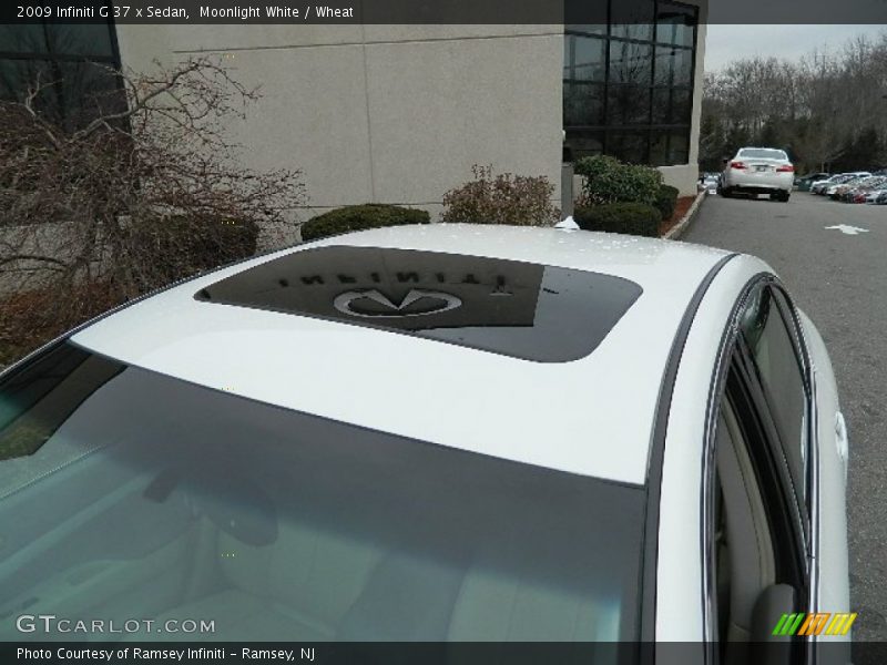 Moonlight White / Wheat 2009 Infiniti G 37 x Sedan