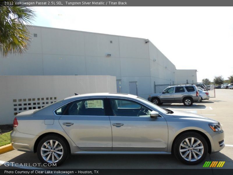 Tungsten Silver Metallic / Titan Black 2012 Volkswagen Passat 2.5L SEL